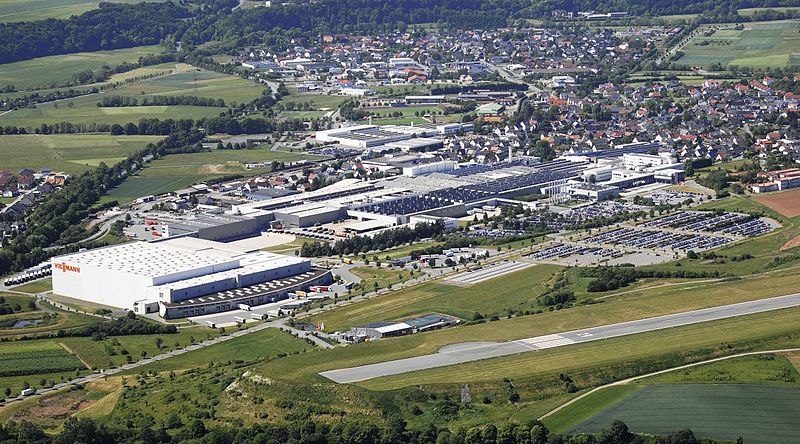 800px-Viessmann_Headquarters.jpg 800px-Viessmann_Headquarters.jpg